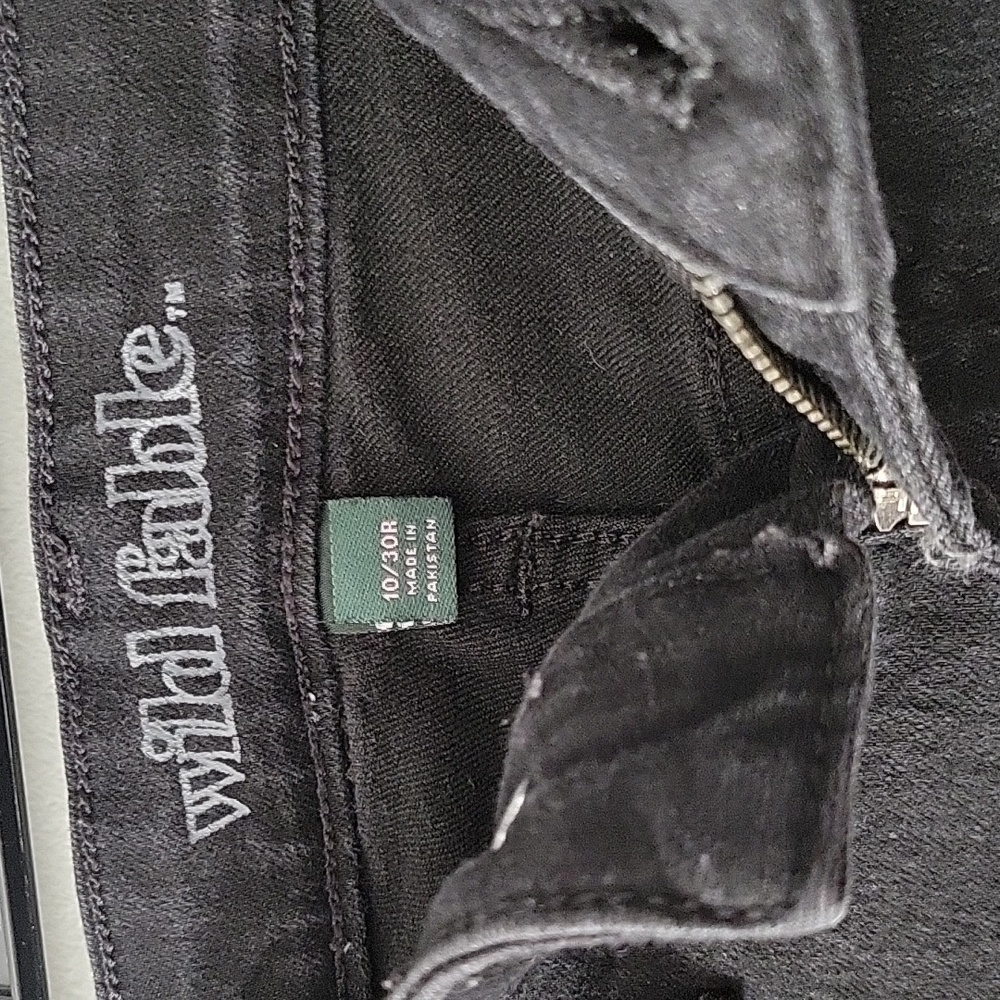 2/$15 Highwaisted Skinny Jeans - Picture 2 of 3